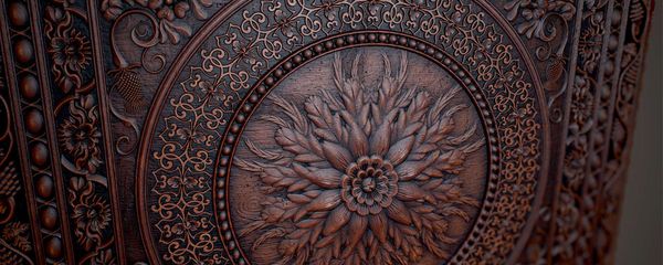 Creating an Ornate Carved Wood Material in Substance Designer